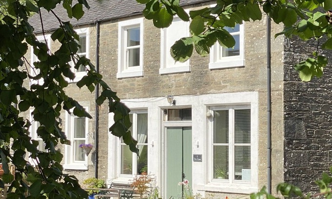 Kilmartin Apartment | Beautiful Victorian Luxury Flat in the Heart of th