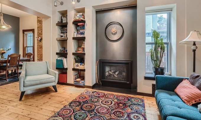 Baker House | Beautiful Victorian home - Located in Baker Historic District