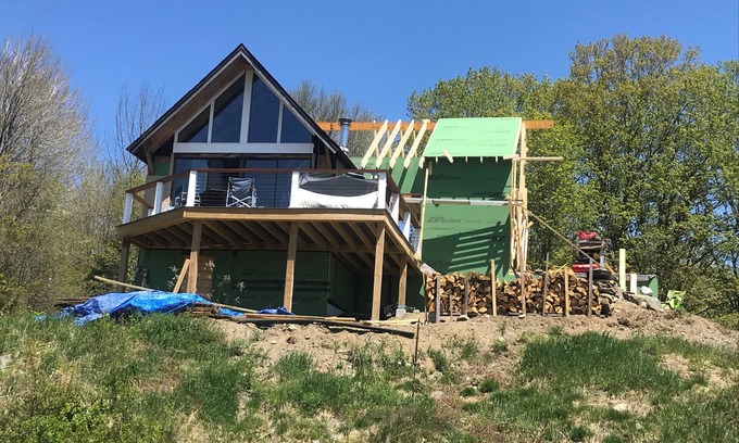 Eastern Vermont House | Beautiful views of the Green Mountains and Sterling Range. 10 Minutes to VT Park