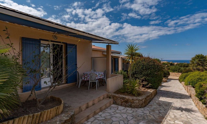 Monticello House | Beautiful villa for 4 people with A/C, WIFI, TV, terrace, pets allowed and panoramic view