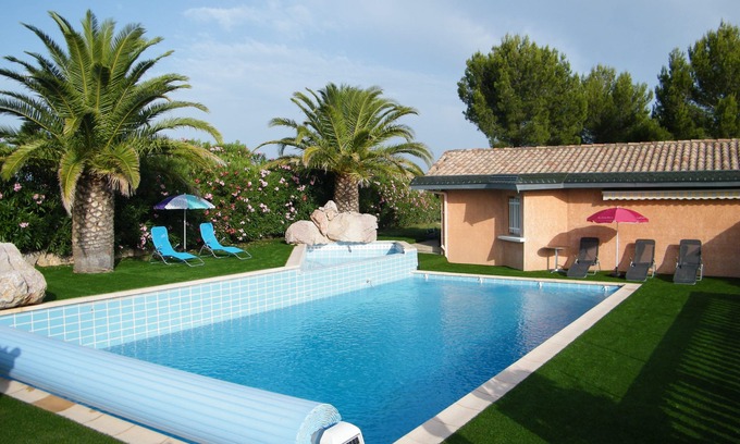 Creissan Villa | Beautiful villa near Narbonne and Béziers on 3000 m2. 1st YEAR OF RENT