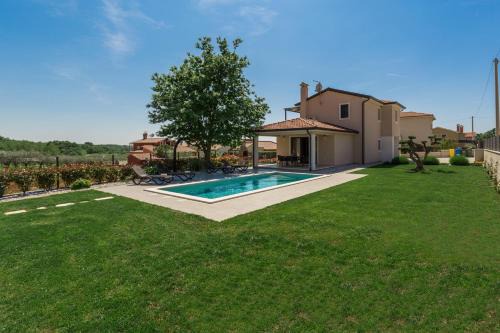 Montizana Villa | Beautiful villa Stefany with pool in Porec