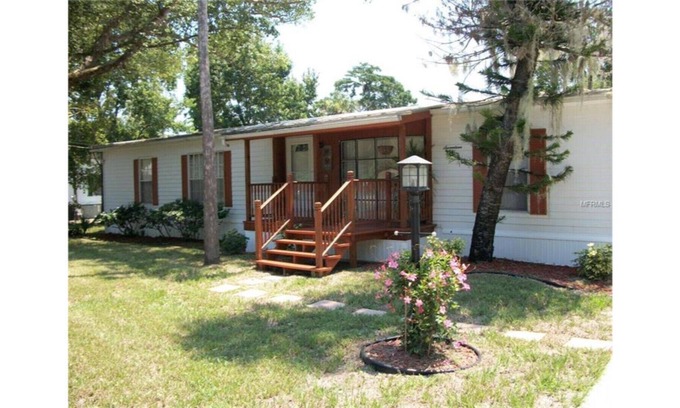 Astor Cottage | Beautiful Water Front Astor Cottage w Pool, Hot tub, Huge Deck & Wifi