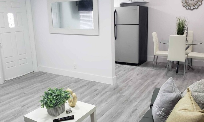 Parkside Apartment | ★Beautiful1 BR Apt | Near The b̳e̳a̳c̳h̳, Casino & Shops