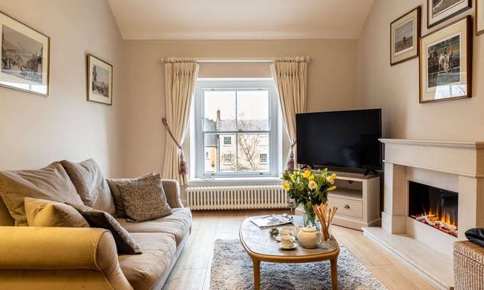 Moreton-in-Marsh Cottage | Beautifully presented dog friendly - Topside