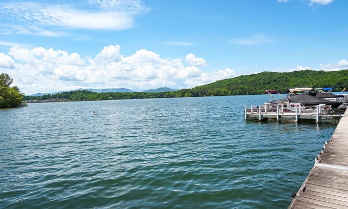 Elf House | Beautifully Remodeled Lake Access Home Where Friends & Family Make Memories