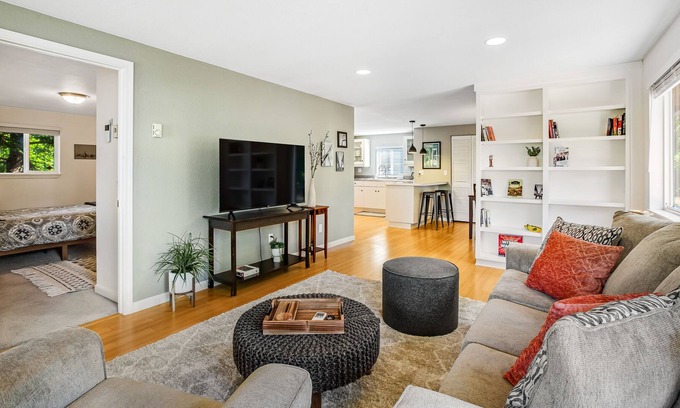 University Place House | Beautifully updated home with enclosed yard, deck, WiFi, & W/D - near everything