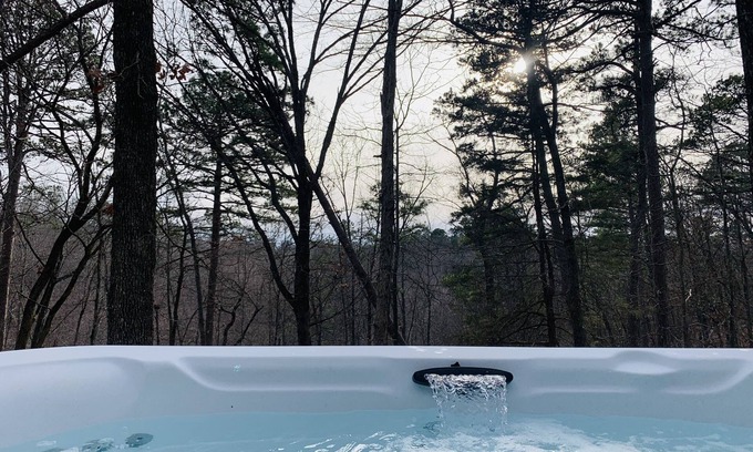 Rogers House | Beaver Lake HideAway ~ Rocky Branch ~ HOT TUB!