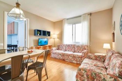 El Baix Guinardo Apartment | BeBarceloner Eixample Apartments - 4 bedrooms