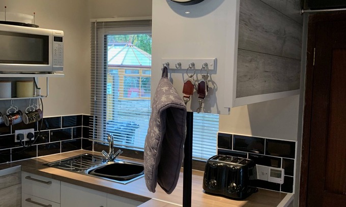 Winterbourne House | BedrockLodge Buisness Centre HolidayLets
