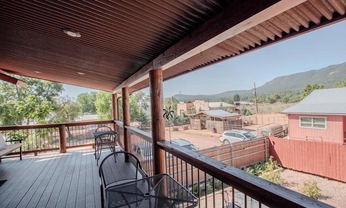 Pine Hotel | Beeline Guest House