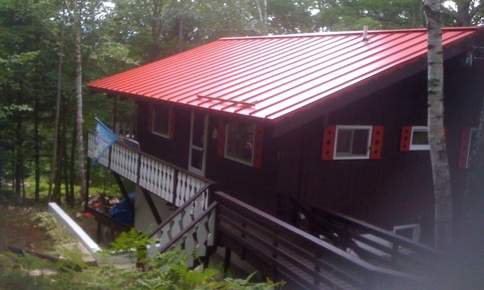 Bartlett Ski Chalet | Behind Storyland! 4 BD, 2 BATH, Wireless! Views of mountains!