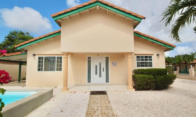 Punto de Oro House | Beija Flor Entire home in Oranjestad, Aruba