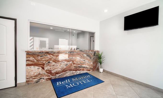 Bell Hotel | Bell Manor Motel