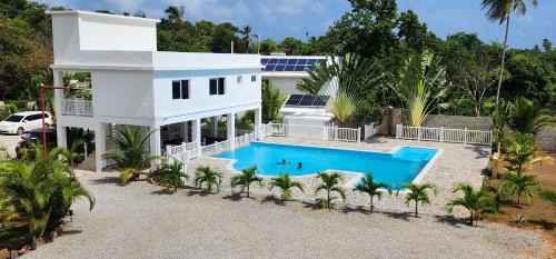 Las Galeras House | Bella Villa room for 2 with kitchen pool and close to the beach