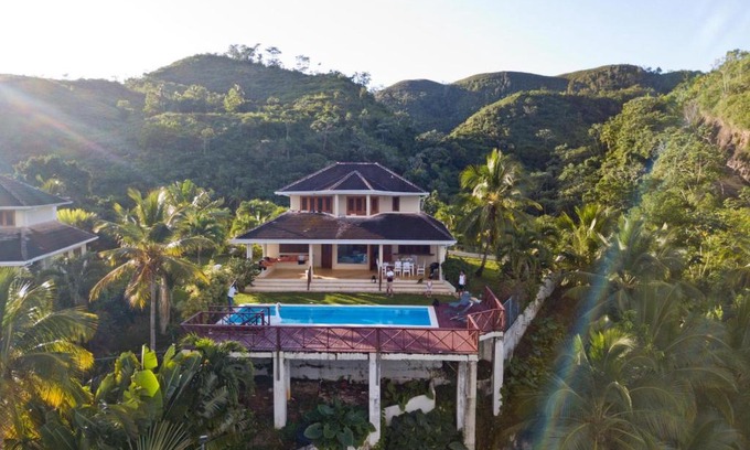 Las Terrenas Villa | Bella Vista