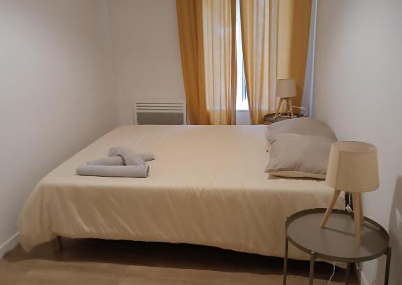 Tarascon Apartment | Belle Appartement a côté de la gare