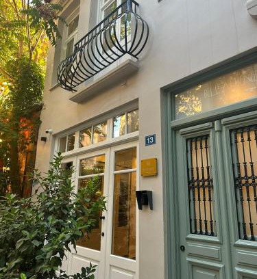 Monastiraki Hotel | Belle Athenes - Luxury Rooms at Monastiraki Railway Station
