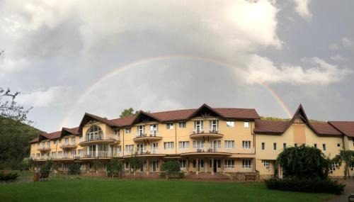 Lisarnya Hotel | Belle Royalle