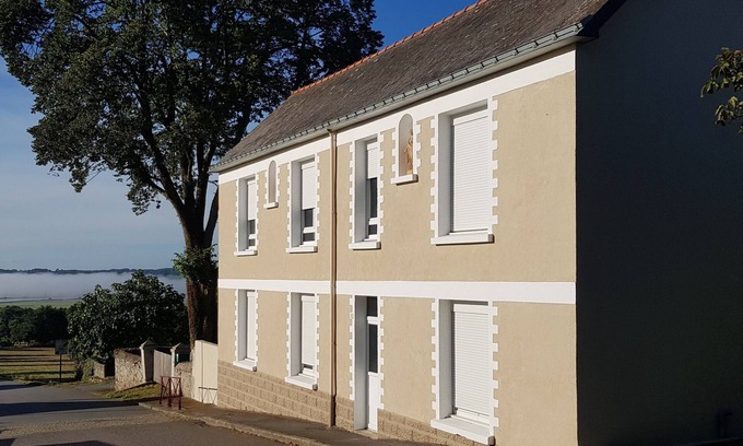 Beganne House | Belle Visnonia Meublé de Caractère Sud Morbihan