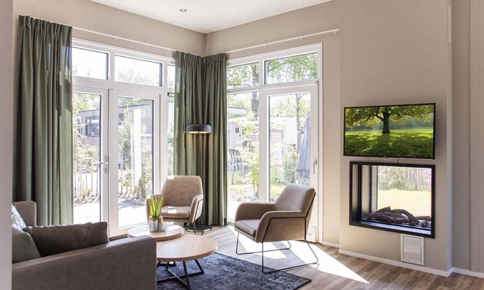 Cromvoirt Ski Chalet | ✓ Belvedere at Résidence de Leuvert ✓ Holiday home for six persons ✓ Situated close to 's Hertogenbosch (North Brabant) ✓ Near De IJzeren Man ✓ Book directly at the park
