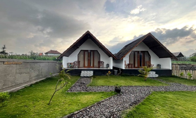 Toya Bungkah Hotel | Belvilla Serene Paradise Resort Batur Hot Spring