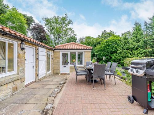 Glaisdale House | Benchmark Cottage
