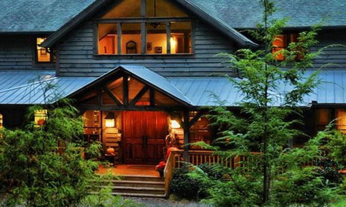 Arden Bed & Breakfast | Bent Creek Lodge Bed & Breakfast