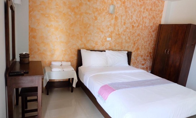 Nai Wiang Hotel | Benya Hotel โรงแรมเบญญา