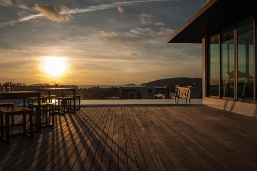 Downtown Kota Kinabalu House | Ber-Santai @Sky Hotel Suites