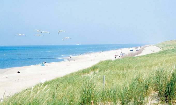 Bergen Hotel | Bergen Getaway | Cozy Haven w/On-Site Dining | Dunes, Nature & Beach Escape