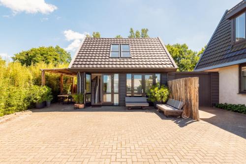 Alkmaar House | Berger Lodge