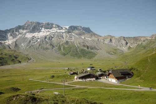 Adelboden Hotel | Berghotel Engstligenalp Adelboden