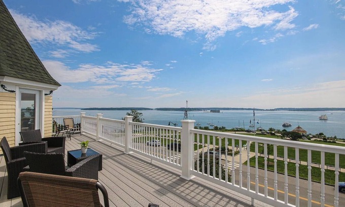 Munjoy Hill Apartment | Best Ocean View In Portland!