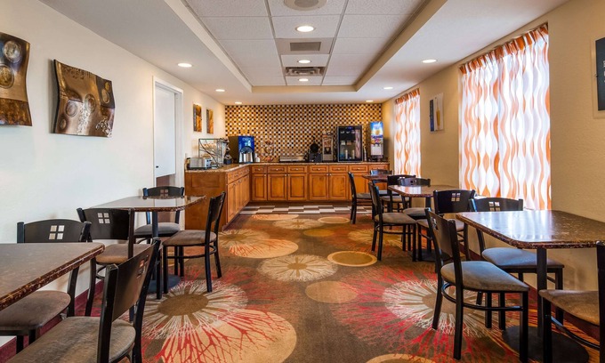 Clewiston Hotel | Best Western Of Clewiston