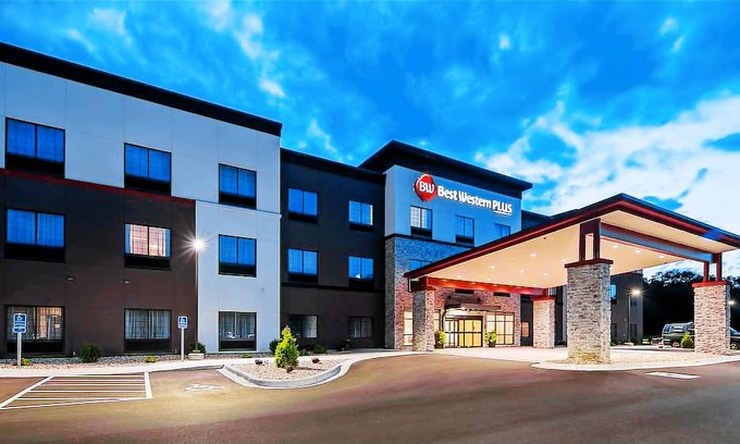 Saint Peter Hotel | Best Western Plus Saint Peter