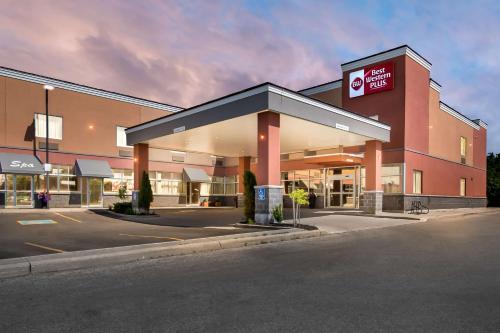 Centre Wellington Hotel | Best Western Plus Fergus Hotel