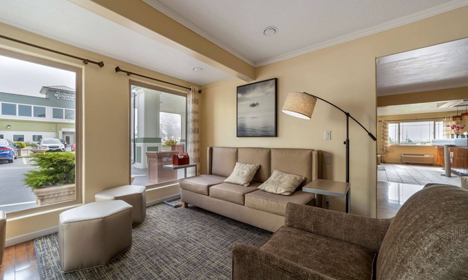 Bertsch-Oceanview Hotel | Best Western Plus Northwoods Inn