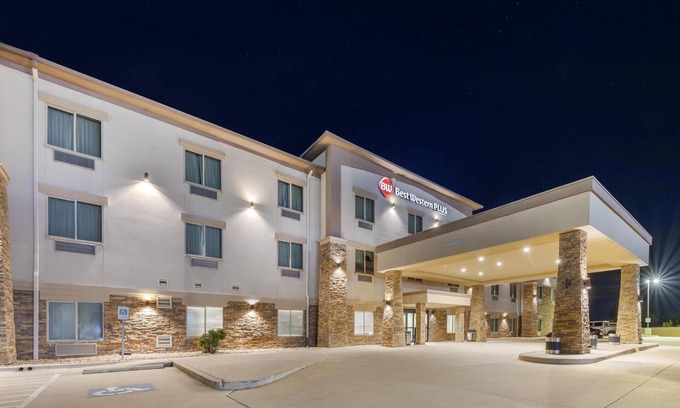 Pauls Valley Hotel | Best Western Plus Pauls Valley