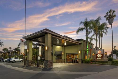Southwest Anaheim Hotel | Best Western Plus Pavilions