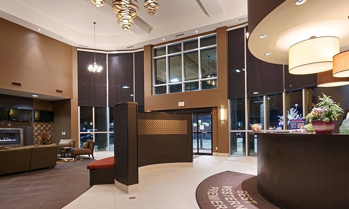 Calgary Hotel | Best Western Premier Freeport Inn Calgary Airport