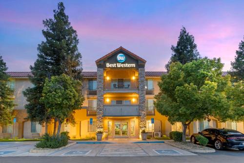 Visalia Hotel | Best Western Visalia Hotel