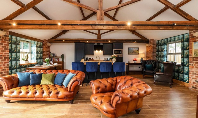 West Heslerton Cottage | BETH'S COTTAGE, pet friendly, luxury holiday cottage in Rillington