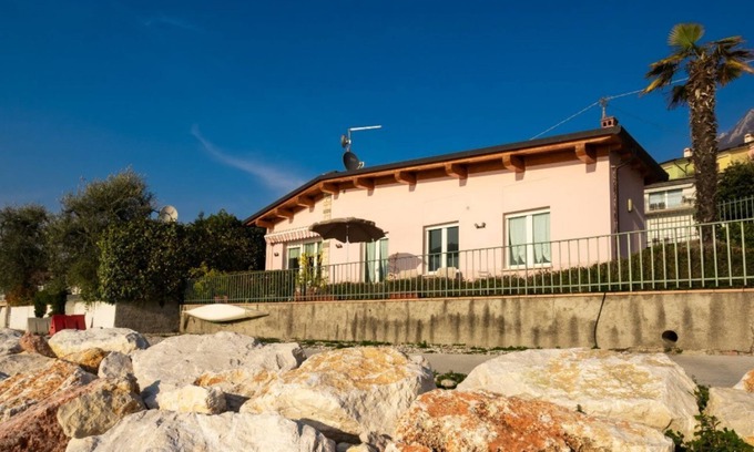 Assenza Villa | BETH'S HOUSE