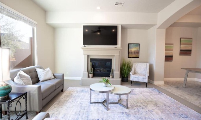 Washington House | Beths Place Near Sand Hollow and Zion NP
