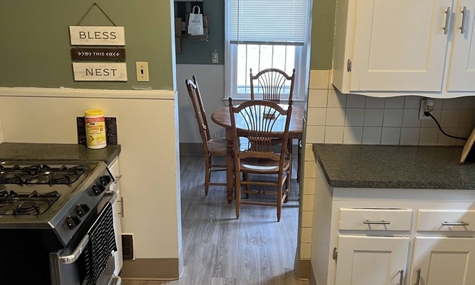 Detroit House | Better than a hotel/pet friendly home
