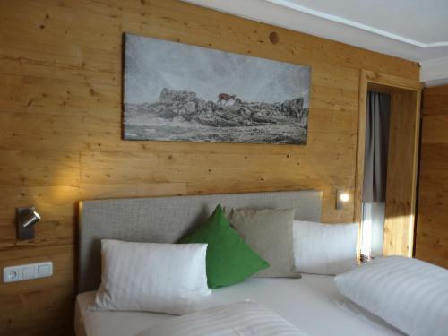Schonbach Bed & Breakfast | Bhome Gästehaus b&b/Apartments