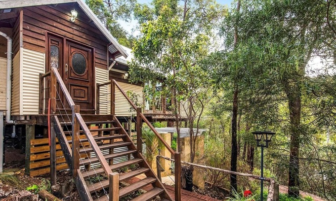 Bickley Cabin | Bickley Tree Stay - Charming 2-bedroom guest suites in Bickley, Perth Hills