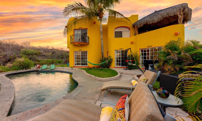 Cabo San Lucas House | Bienvenido a Casa Juanita! Your Personal Secluded Private Resort Awaits You!
