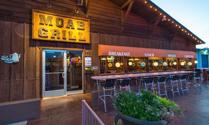 Moab Hotel | Big Horn Lodge